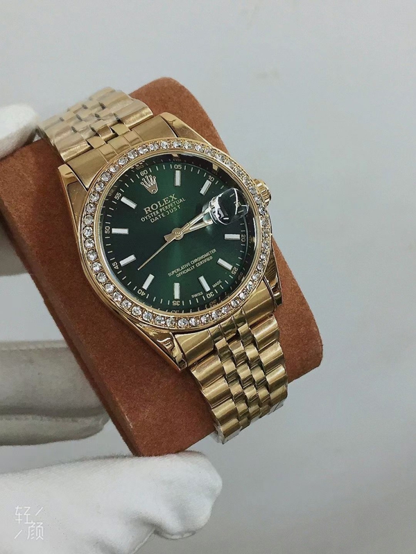 ブランド時計角部分ディテール